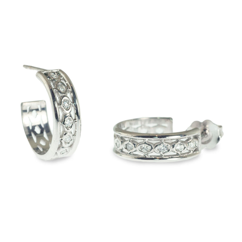 Kiss design diamond small hoop earrings