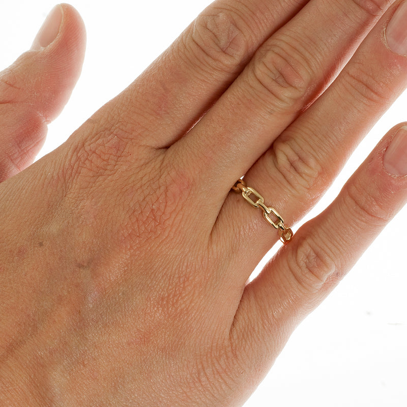 Long chain link stacking ring